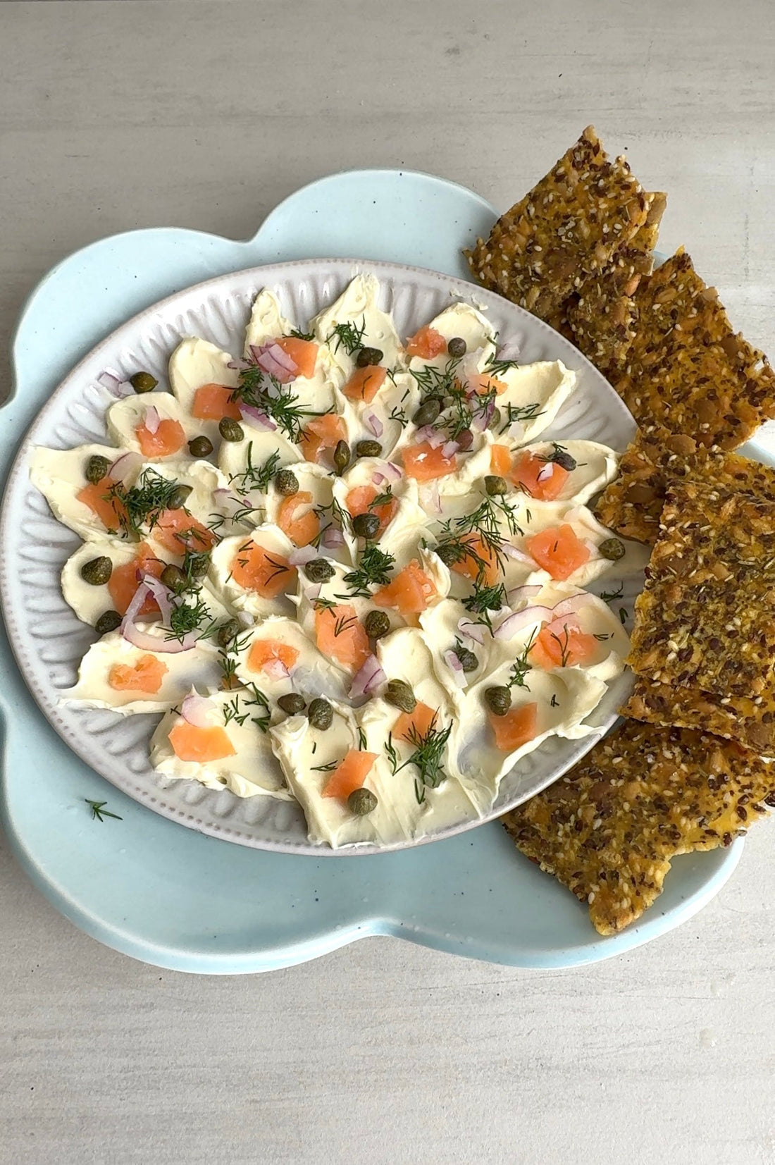 Smoked Salmon & Cream Cheese Petals on Kiki Seed Crackers: A Perfect Snack